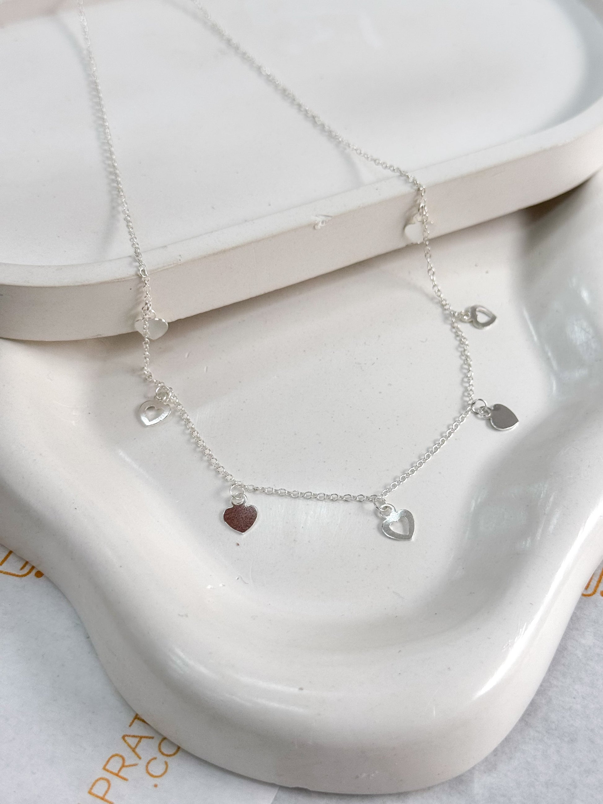 Chocker Corações