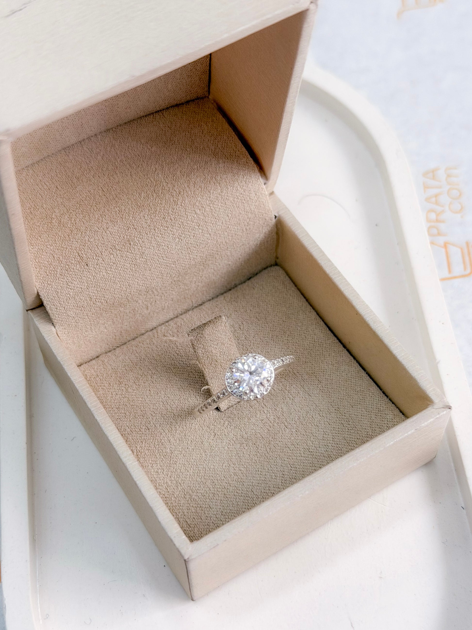 Anel Solitário Moissanite