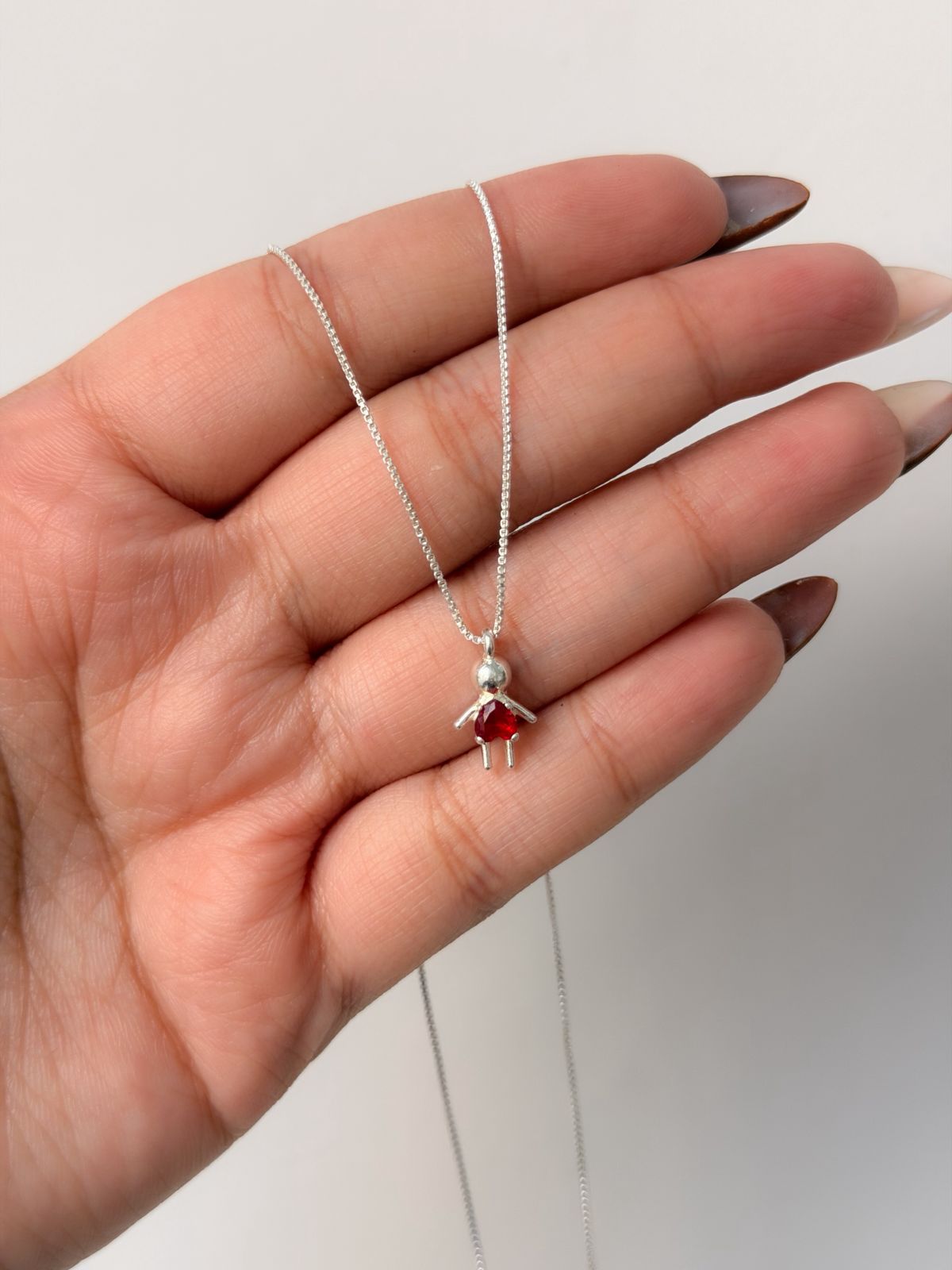 Colar Menina Vermelho